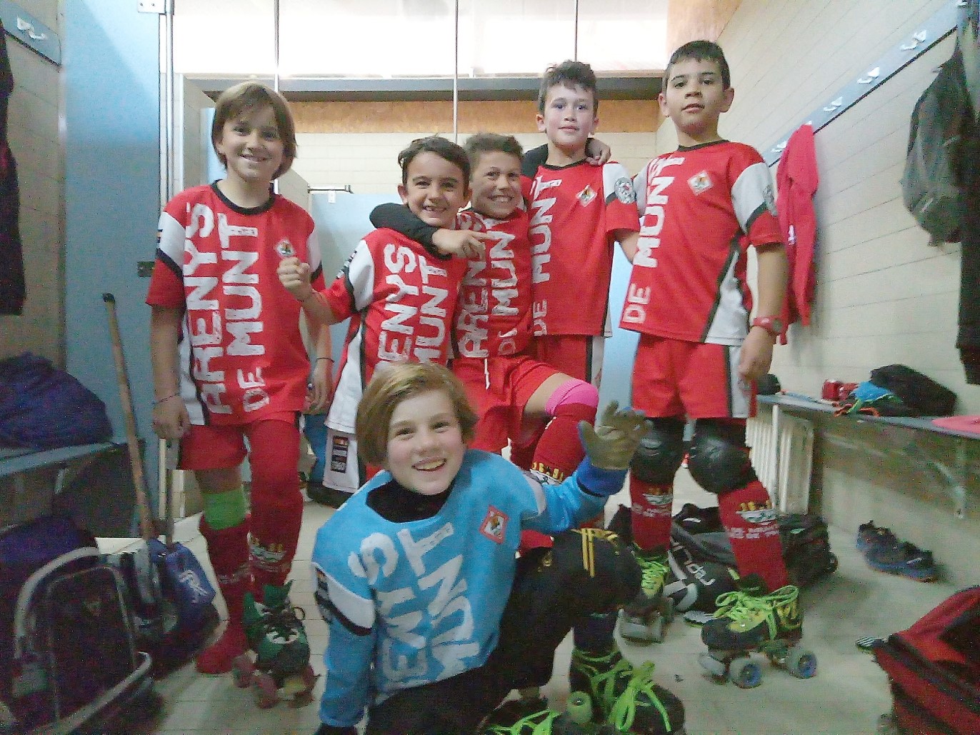 El Prebenjamí B i l'Iniciació A del C. E. Arenys de Munt, classificats per al Campionat de Barcelona